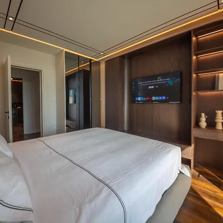 Apartment Side